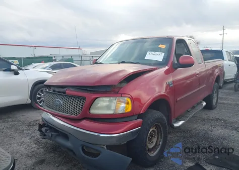 2001 Ford F-150 Lariat/Xl/Xlt z USA, uszkodzony, nr VIN 1FTRX18L01NB49732